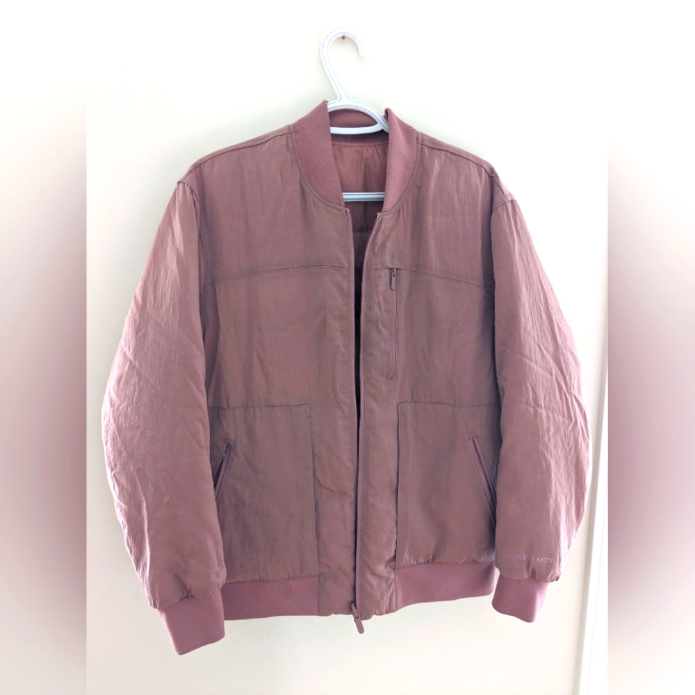 Lululemon 2020 Roam Far Down Bomber Chalky Rose Reversible‎ Waterproof Size US 6
